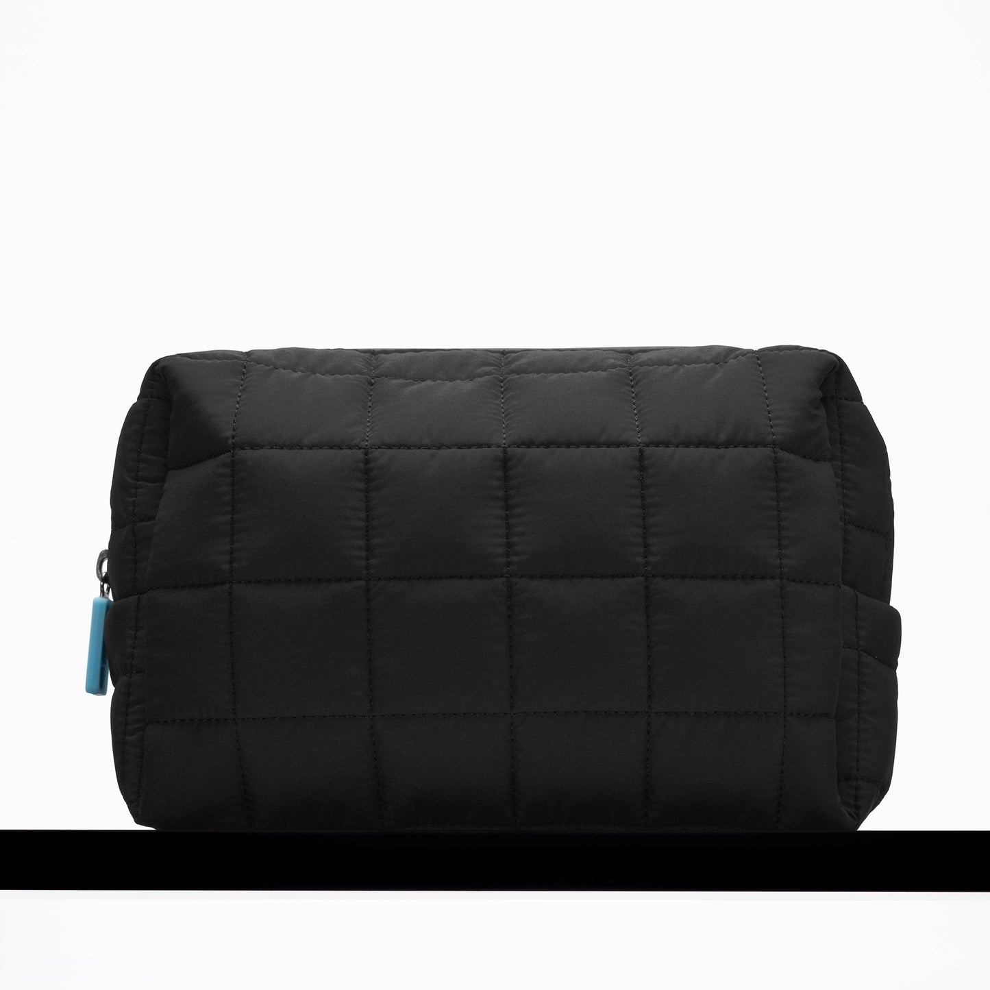 the-inkey-list-washbag-q1 washbag-hydration-04.jpg